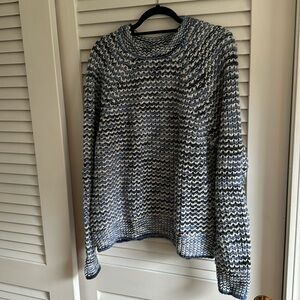 Gap Acrylic and wool soft warm sweater.